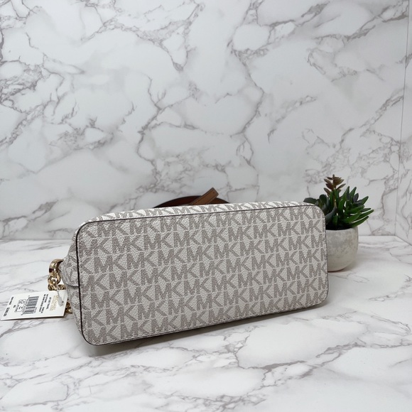 Michael Kors JST MD Dome Crossbody - Picture 6 of 8